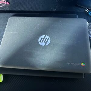 HP Chromebook 11 black  11.6" Intel Celeron Processor Chrome OS.
